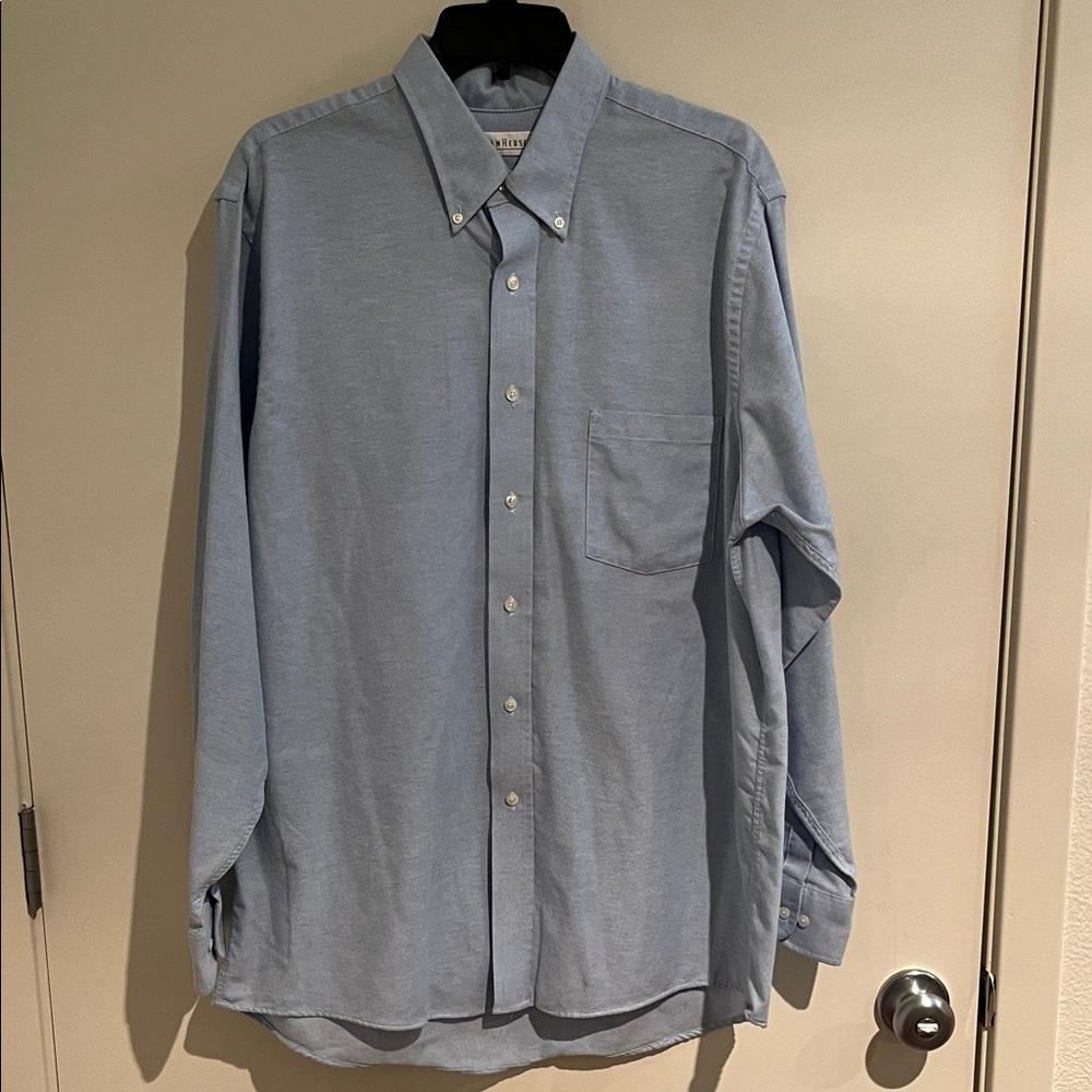 Van Heusen Light Blue Casual Button-Down Shirt